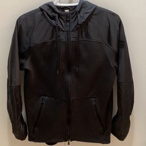 Under Armour Swacket mens small